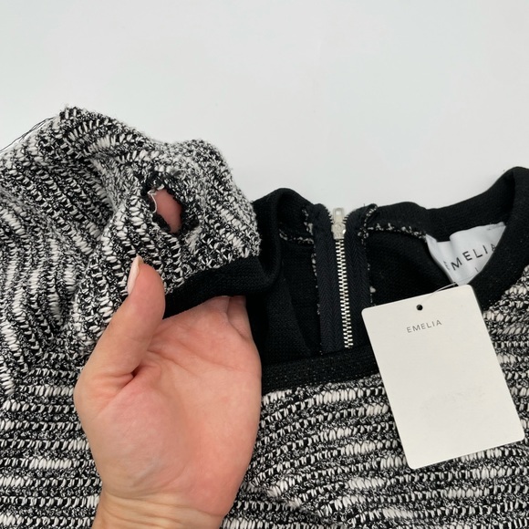 Emelia L Black White 3/4 Sleeve pullover Knit Sweater - Picture 6 of 11